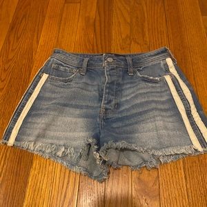 Hollister shorts with white lines